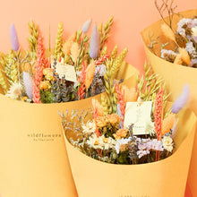 Load image into Gallery viewer, Dried Flowers - Field Bouquet Lavender Peach