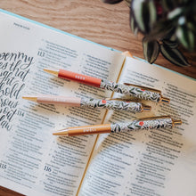 Load image into Gallery viewer, Wildflower Pen Set