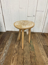 Load image into Gallery viewer, Hand Carved Stool