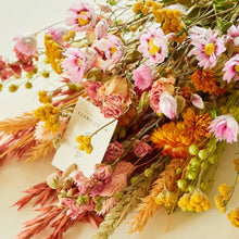Load image into Gallery viewer, Dried Flowers - Field Bouquet Sunny Delight
