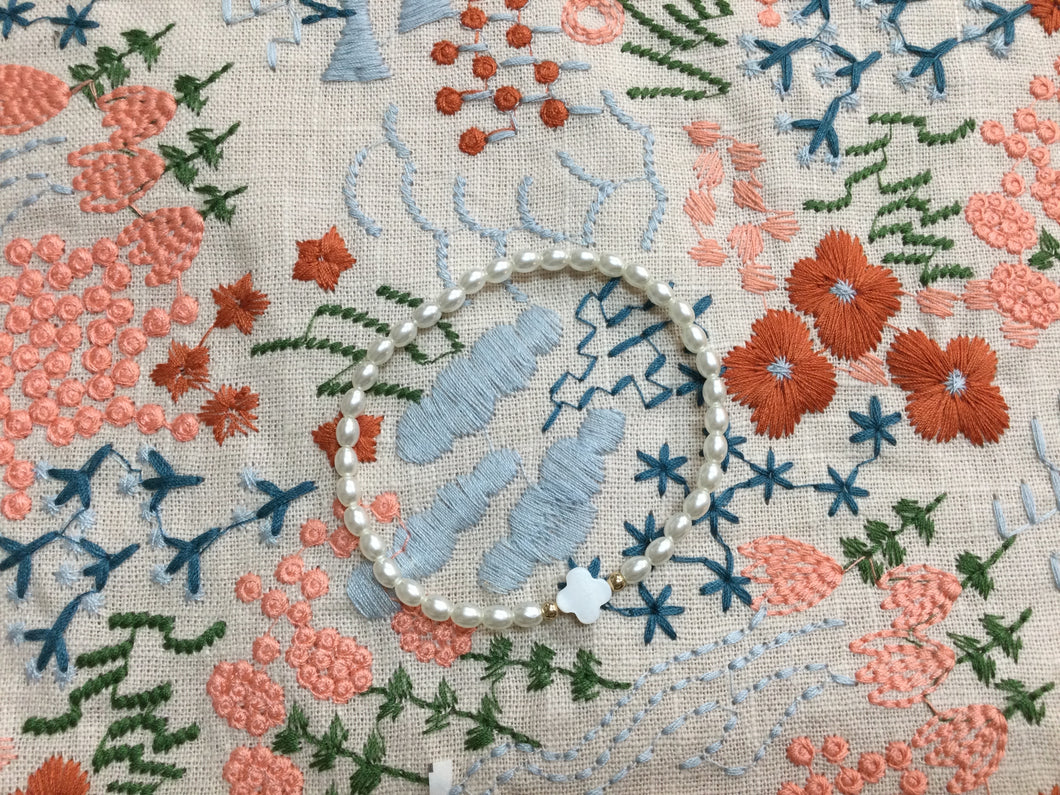 Pearl Clover Bracelet