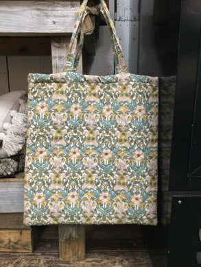 Floral Quilt Bag