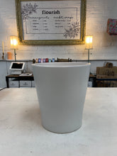 Load image into Gallery viewer, White Ceramic Pots