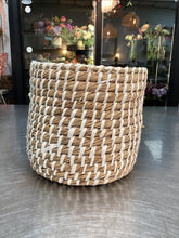 Load image into Gallery viewer, Woven Basket- medium