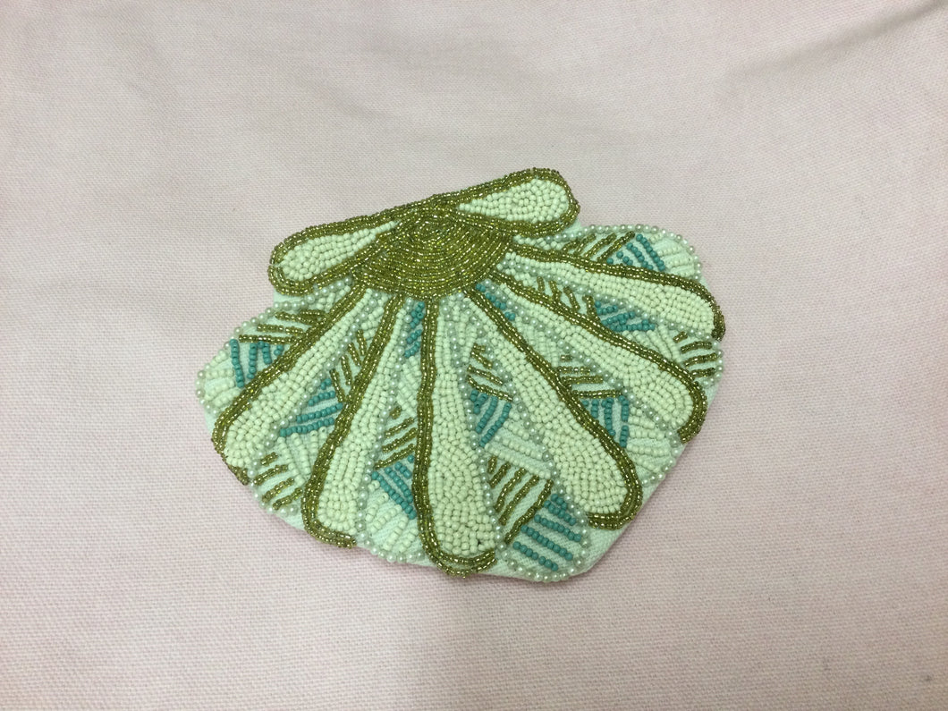 Seashell Beaded Coin Purse Medium-Cream and Gold