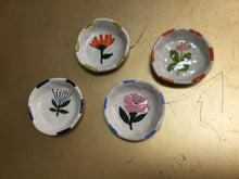 Load image into Gallery viewer, Stone Hand-Painted Plates
