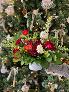 🌟 Holiday Cheer Floral Class- Friday 12/5, 6:30pm - Tullia Sage