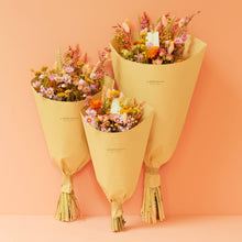 Load image into Gallery viewer, Dried Flowers - Field Bouquet Sunny Delight